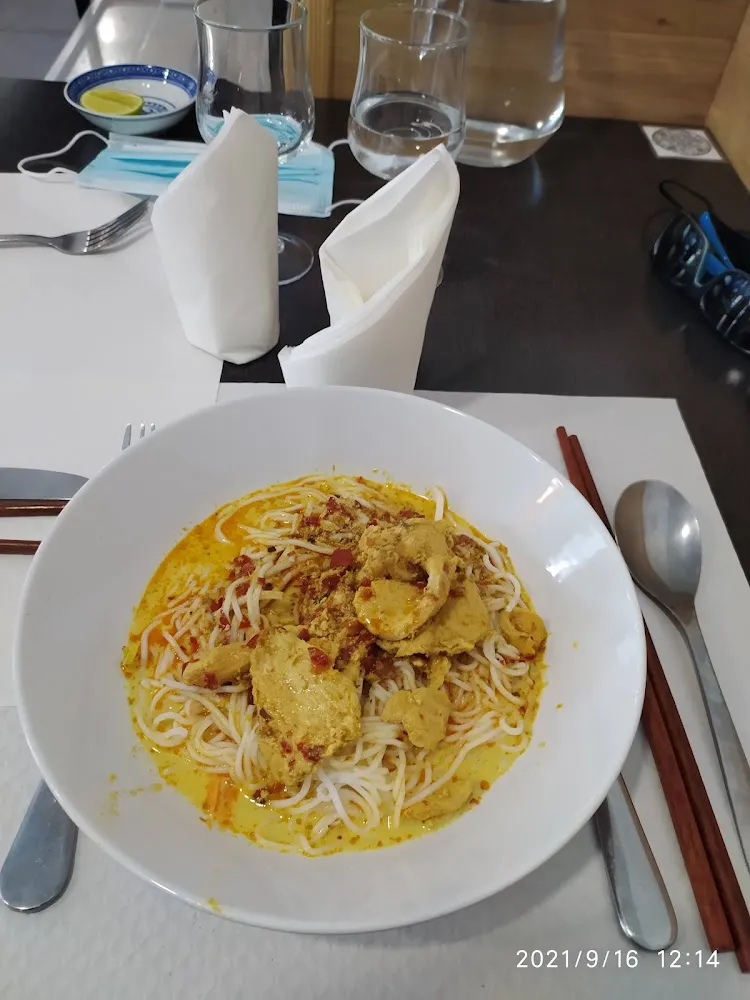 Soupe de Poisson Douce Et Vermicelles Nom Pajok